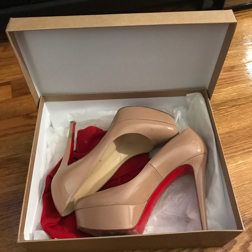 Nude Bianca Louboutins - beautiful condition